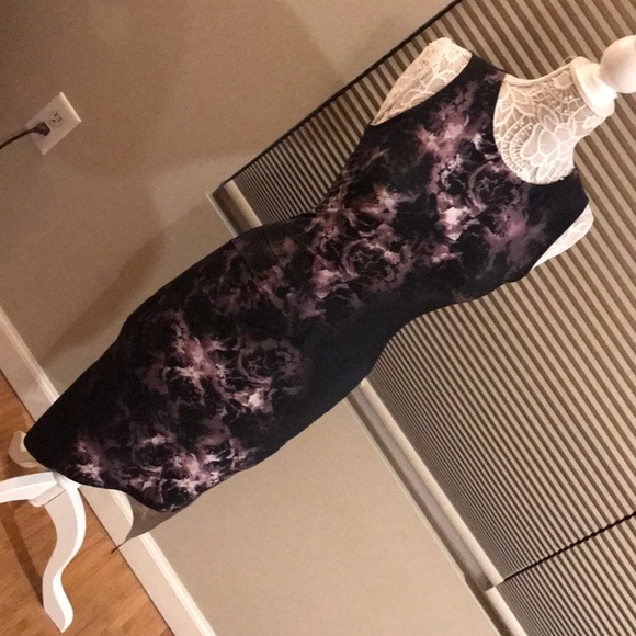 Guess Dresses & Skirts - Guess Ruched Sleeveless Maxi Dress